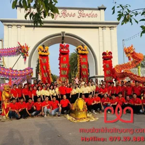 Các tiết mục biểu diễn múa lân khai trương