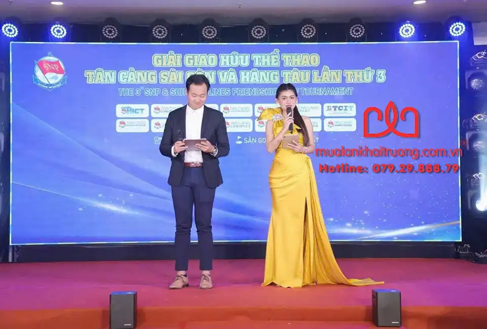 MC dẫn dắt chương trình chuyên nghiệp